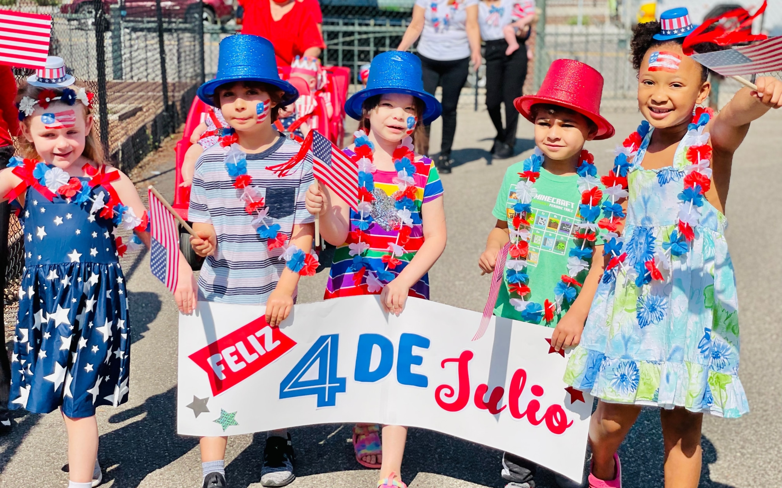 Kids at a 4th of july parade